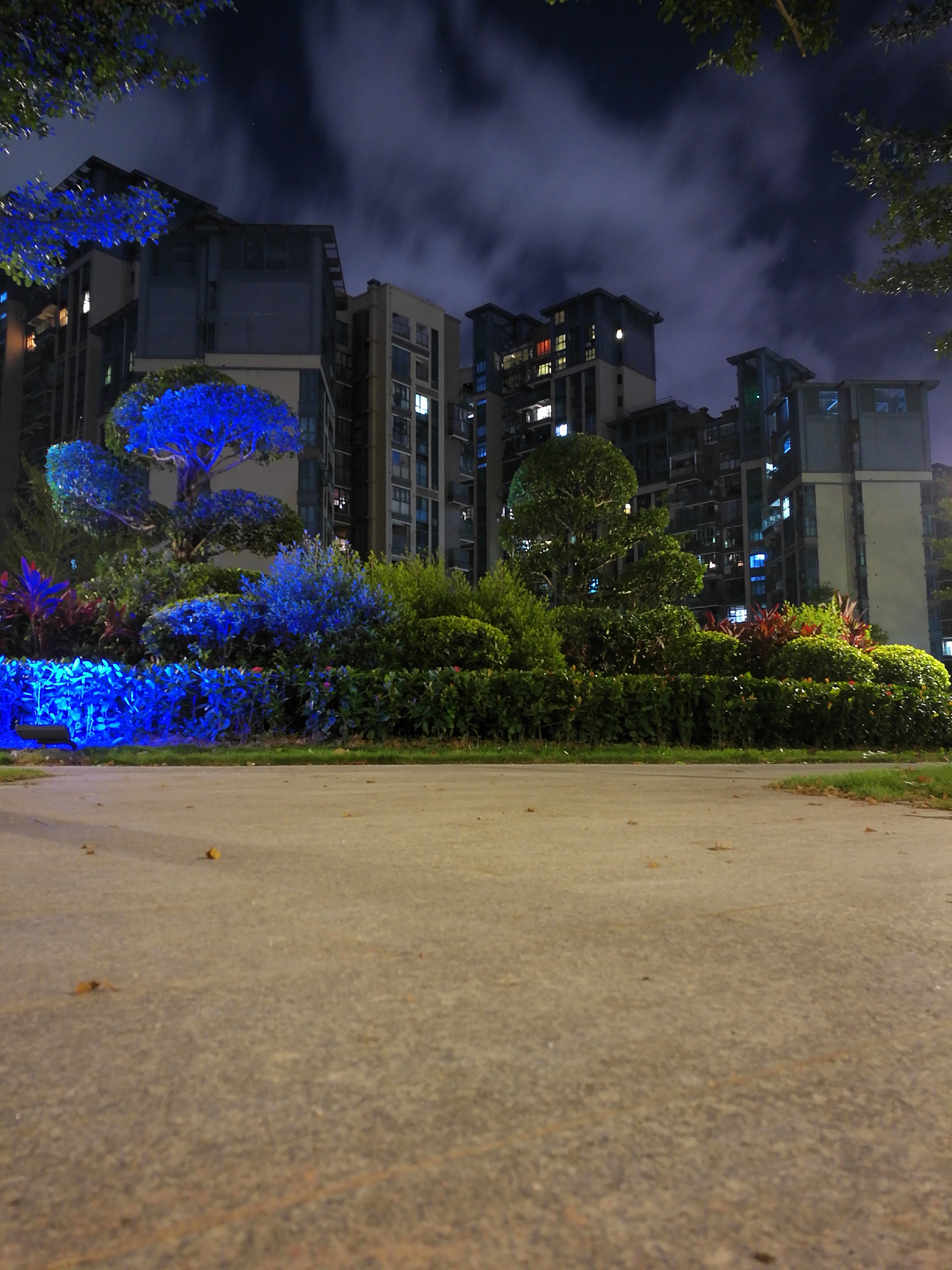 招商澜园位于深圳市龙华区<a target="