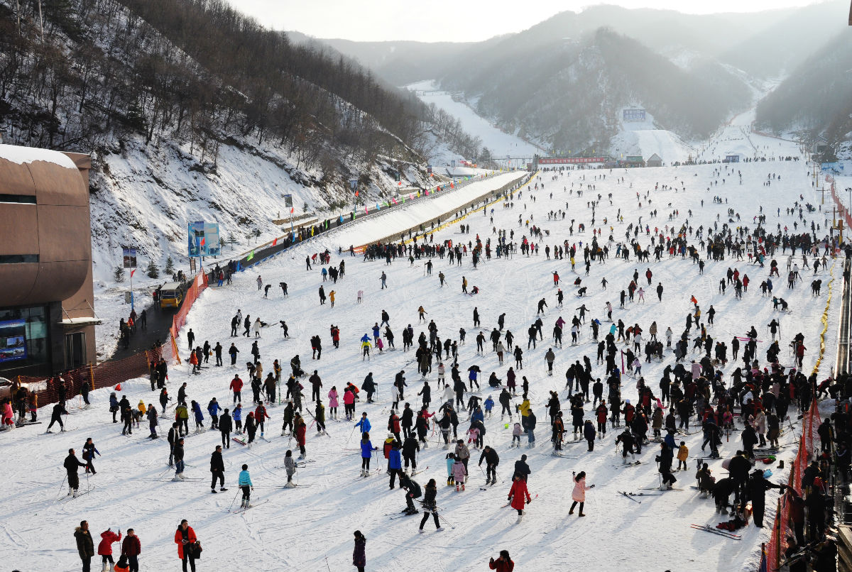 伏牛山滑雪场