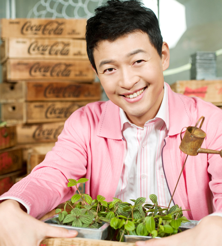  p>金浩镇,男,韩国演员,毕业于 a target="_blank" href="/item/汉城