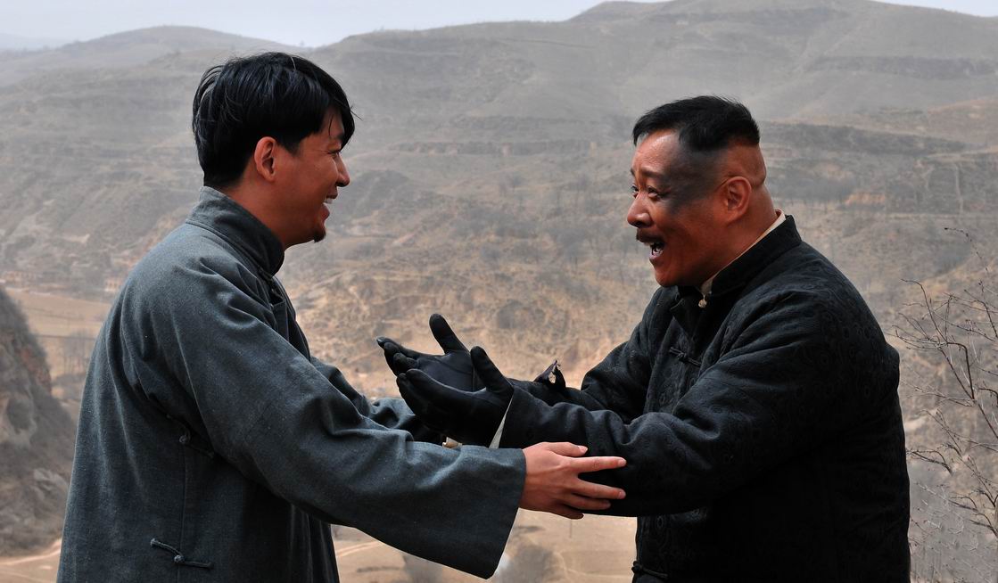  p>《盘龙卧虎高山顶》是由中国电视剧制作中心,陕西省委宣传部,延安