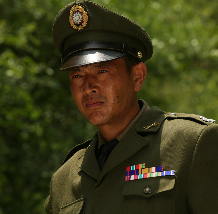  p>方涛,实力派演员,主要代表作品有《毕业生》《 a target="_blank"