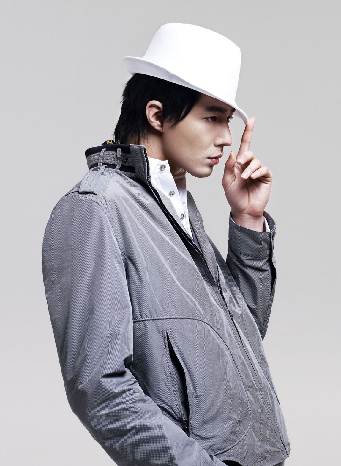  p>赵寅成(         ,zo in sung),1981年7月28日出生于韩国首尔市.