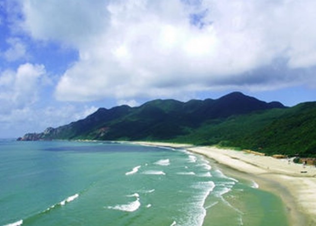 金沙滩海水浴场