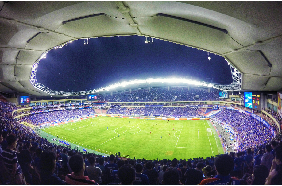  p> b>虹口足球场 /b>是中国第一座专业足球场,也是 a target="_blank