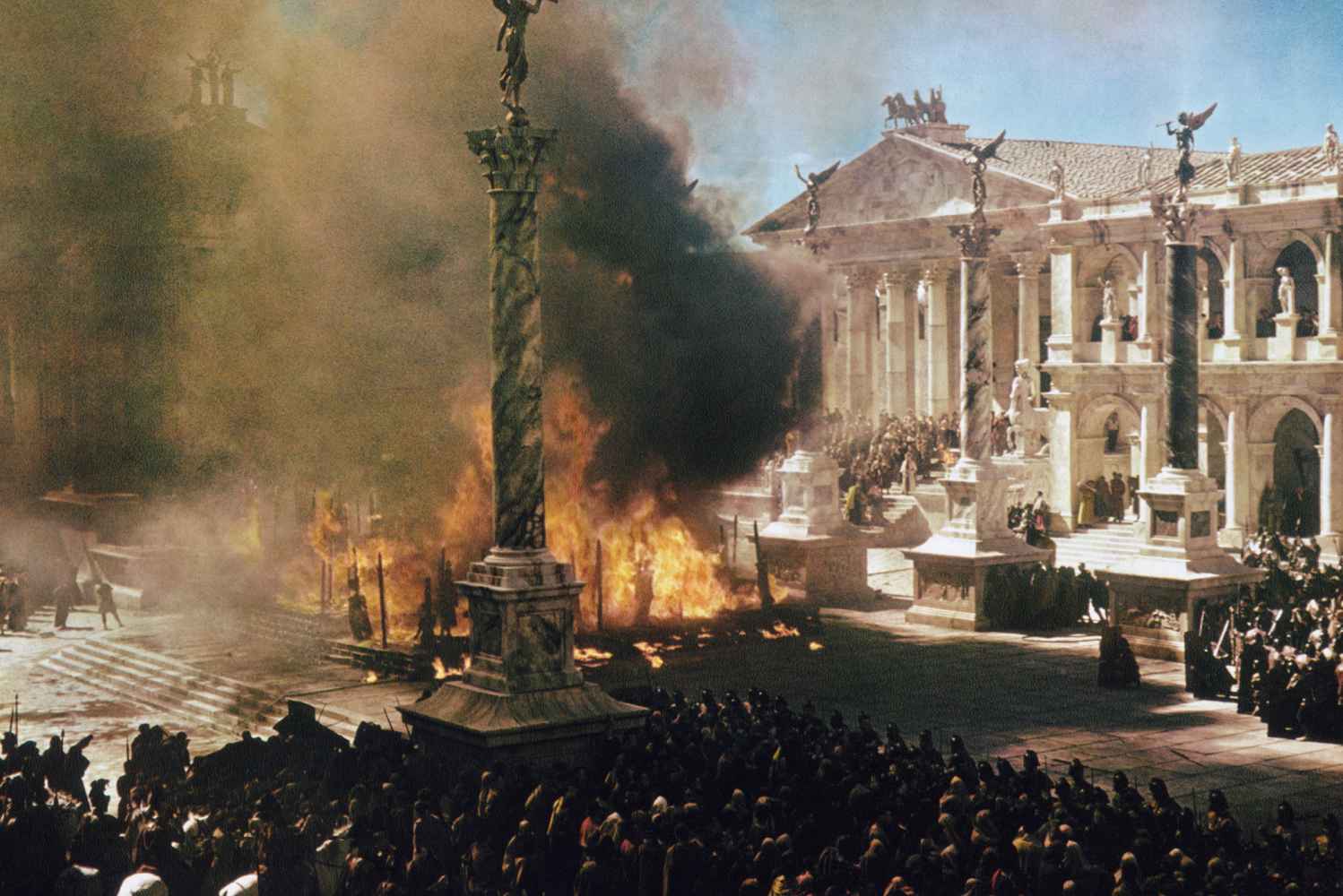  /p> p>影片讲述了罗马帝国逐渐走向灭亡的故事. /p>