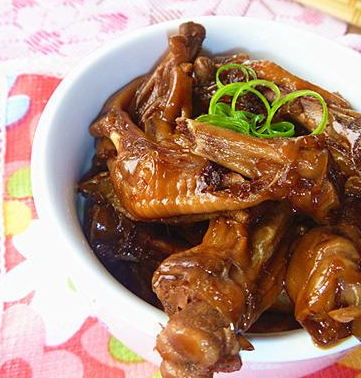炖鸭脚