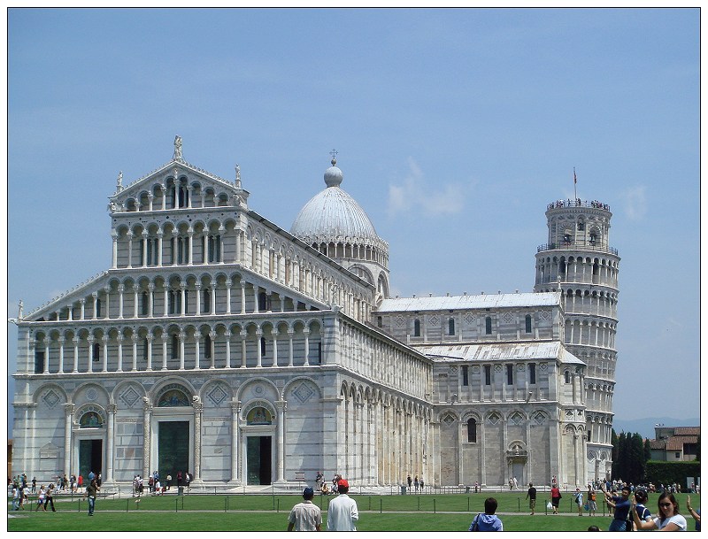  p>加洛林王朝时期出现,11—12世纪流行于西欧,北欧及部分东欧地区的