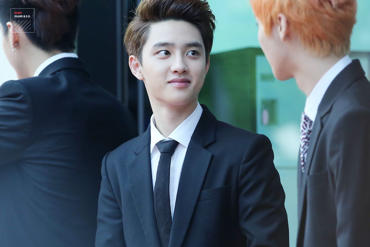 (包括两个大写字母和两个标点符号),曾用名都暻秀,1993年1月12日出生