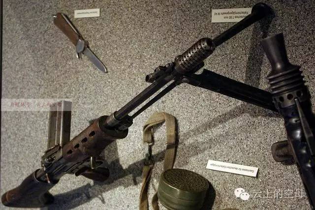 被誉为二战最前卫武器之一，替代机枪的伞兵步枪_百科TA说