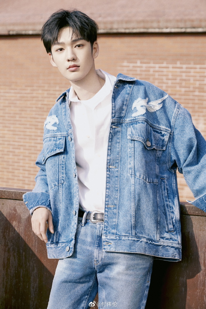  p>付伟伦,1997年7月21日出生于 a target="_bl