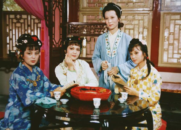 红楼梦批阅十载增删五次，为什么时间还是混乱的？答案在第一回里_百科TA说