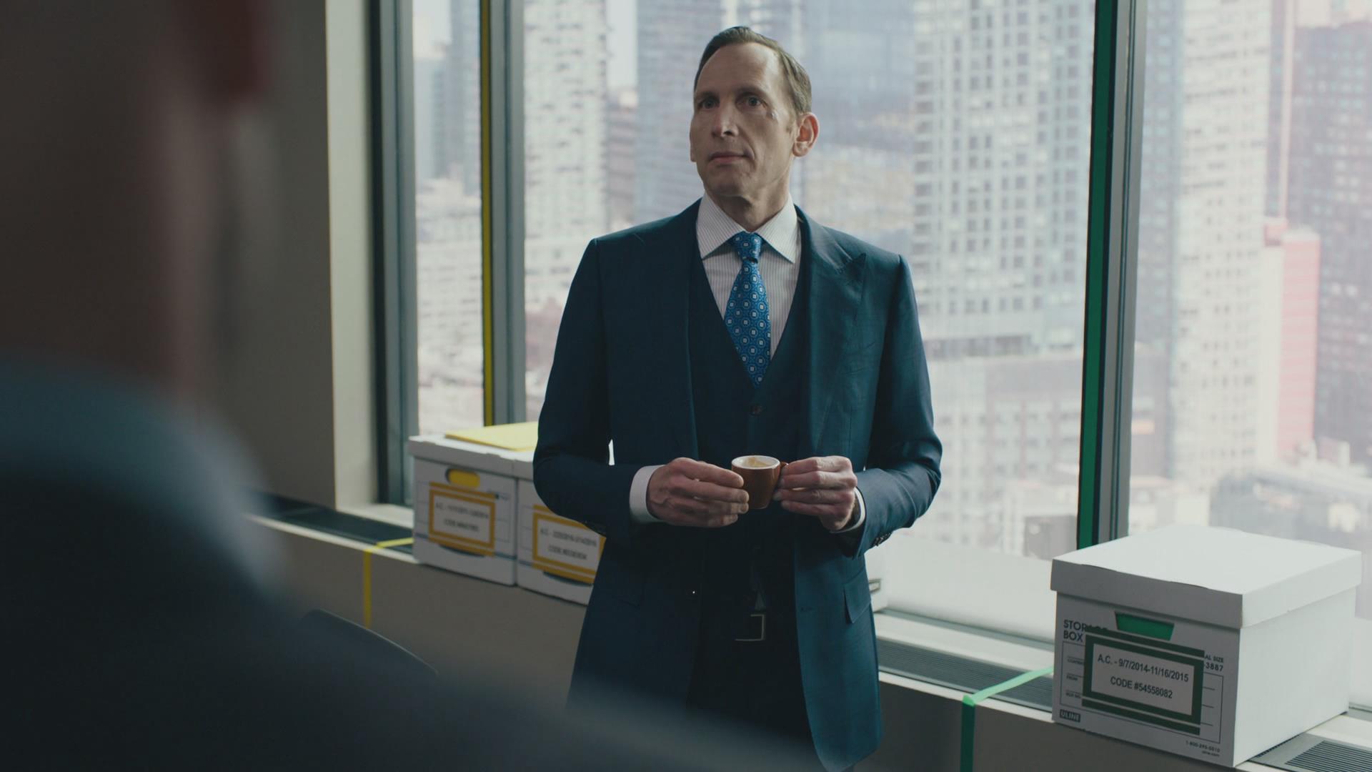 玛姬·丝弗,戴米恩·路易斯,蔡斯·凯利主演的剧情电视剧,该剧于2022