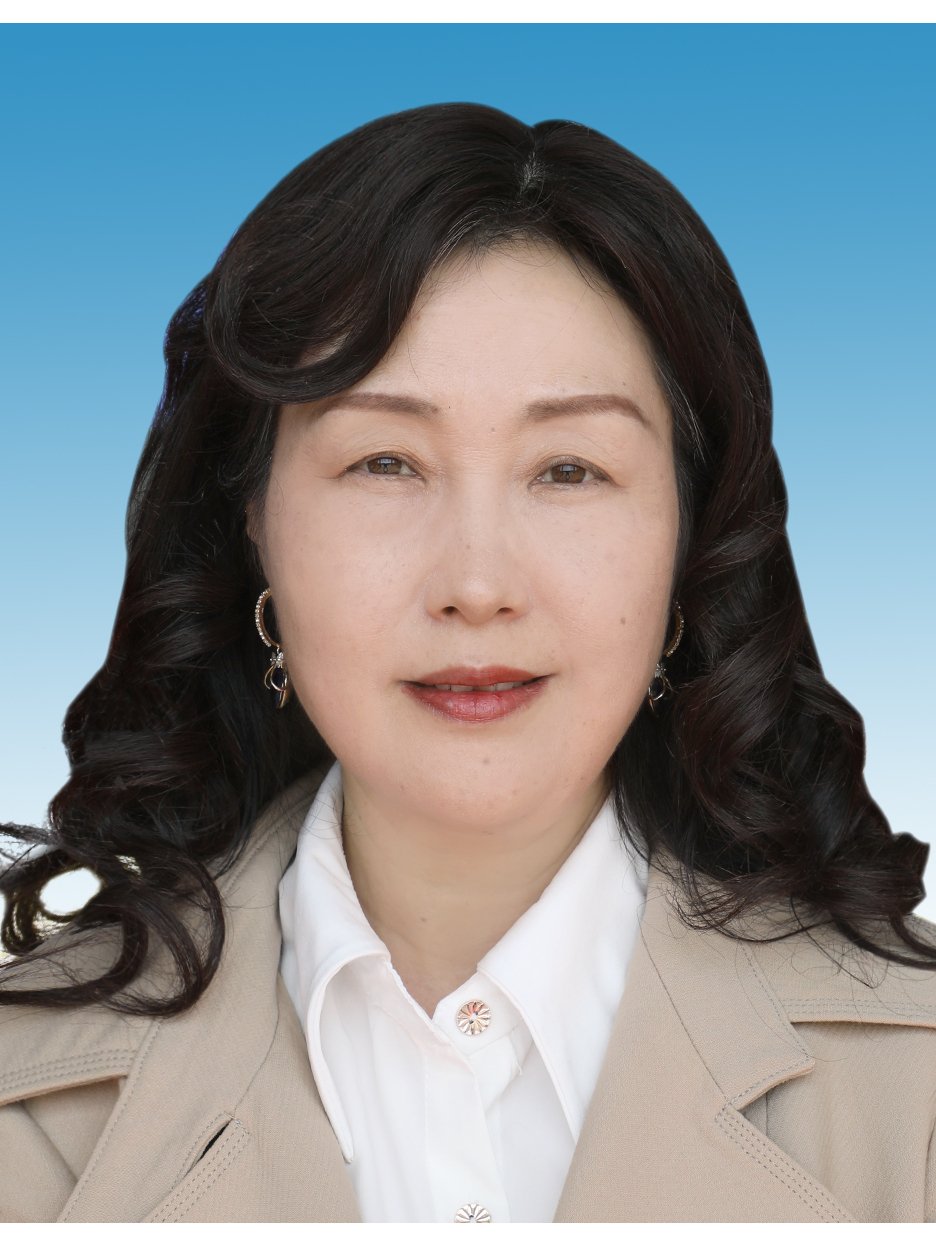  p data-id="u9q8bb3jcfok">谷红,女,1966年1