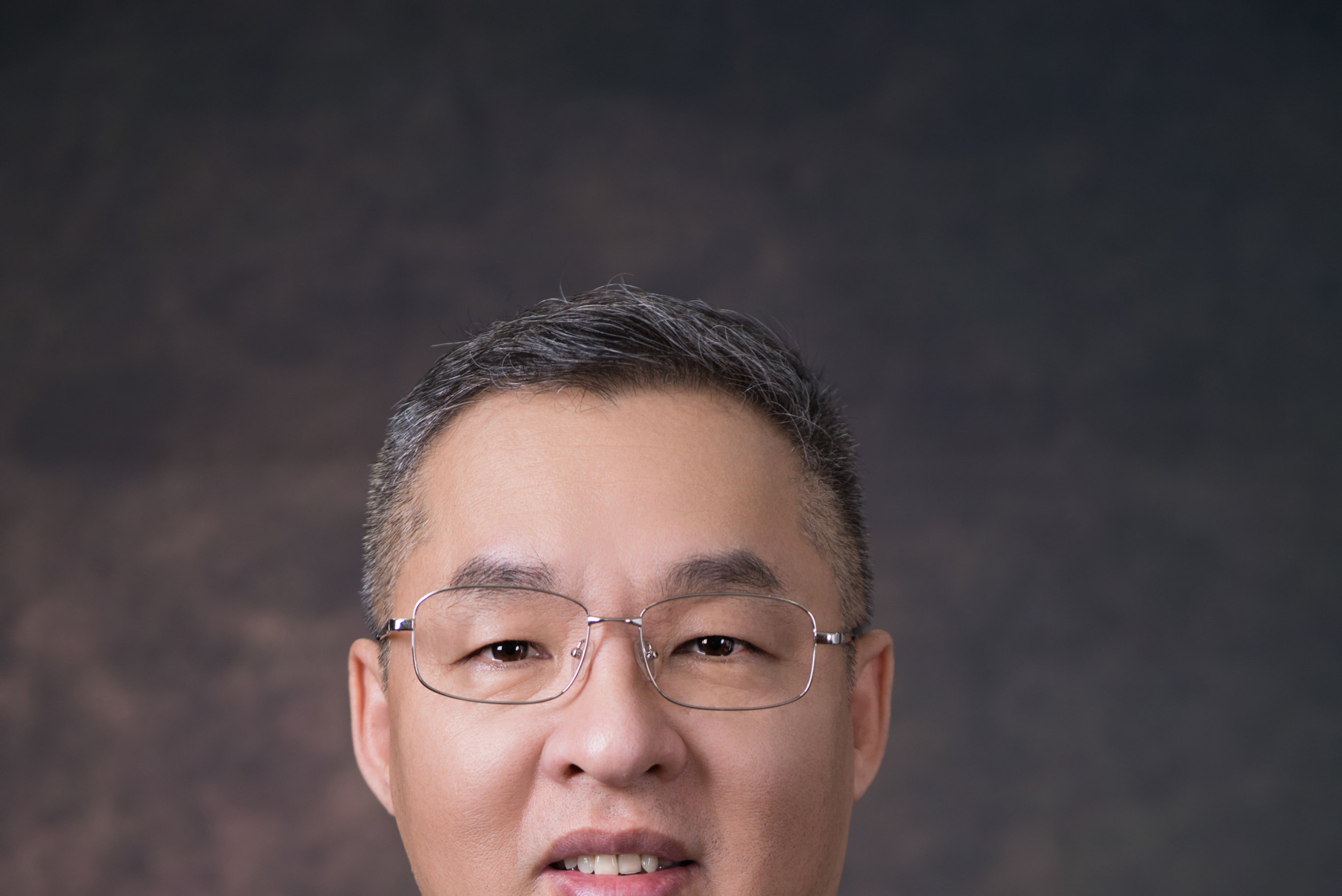 闫宏伟