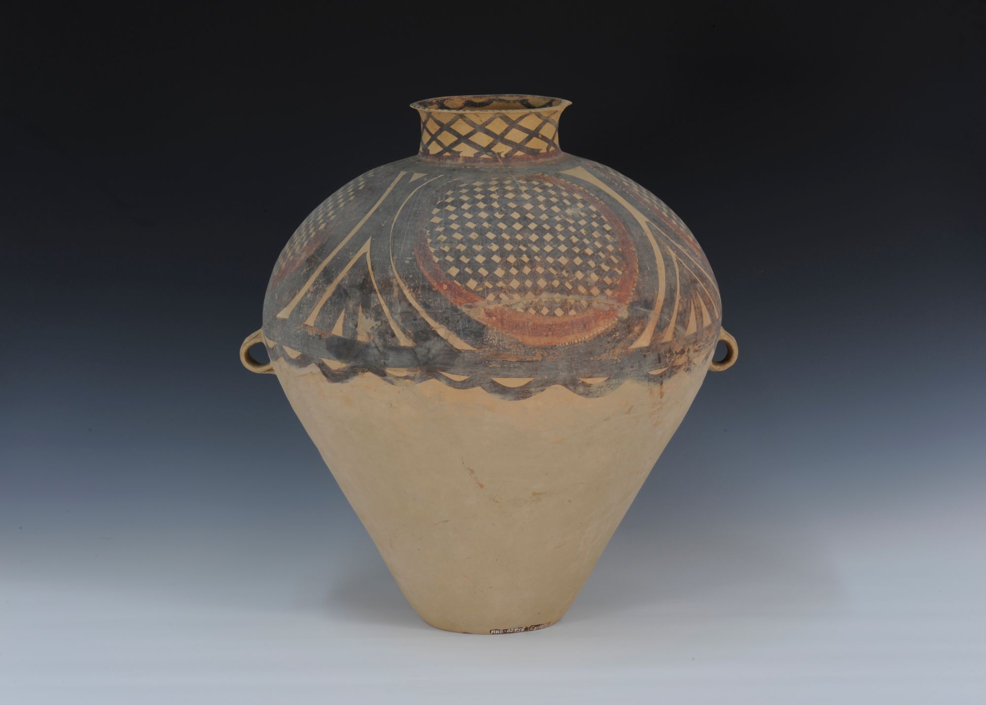 新石器时代半山双系彩陶罐