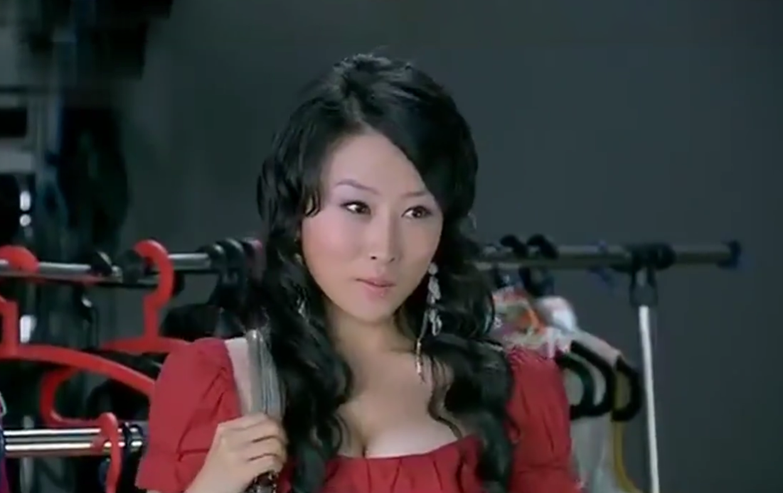  p data-id="gnx8o8dkeh">裴娜,中国首部季播励志喜剧《丑女无敌》中
