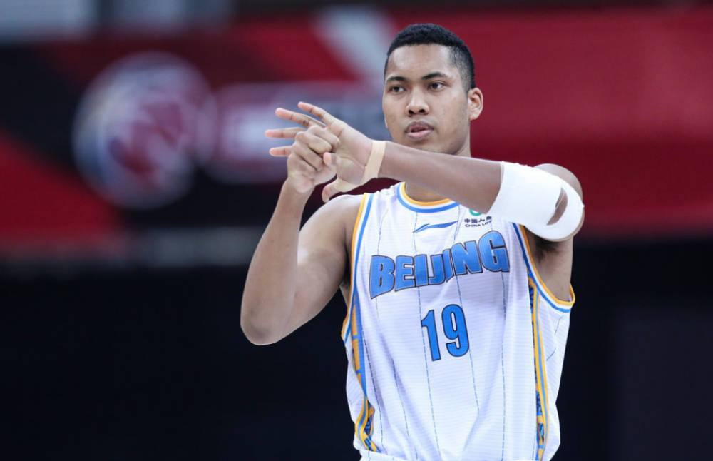 塔瑞克·加尼尤