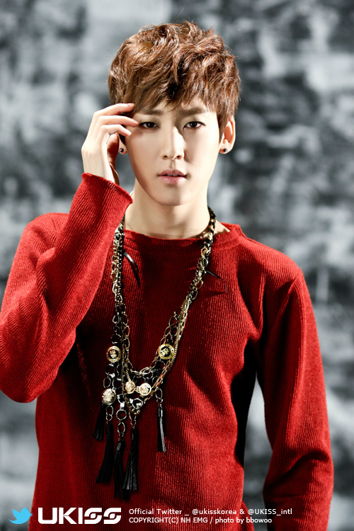  p>禹成贤(kevin),1991年11月25日出生于美国旧金山(三藩市),韩国男