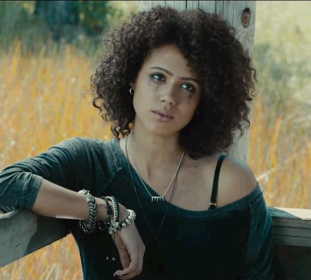 娜塔莉·艾玛努埃尔