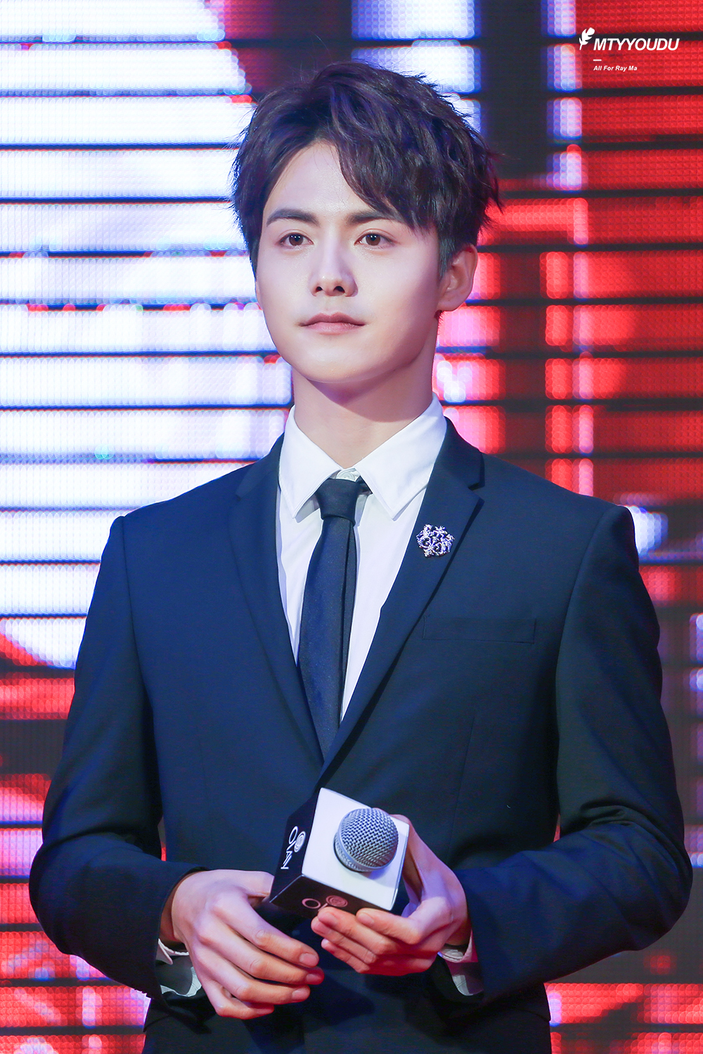  p>马天宇,1986年7月12日出生于山东省德州市,中国内地男演员,歌手