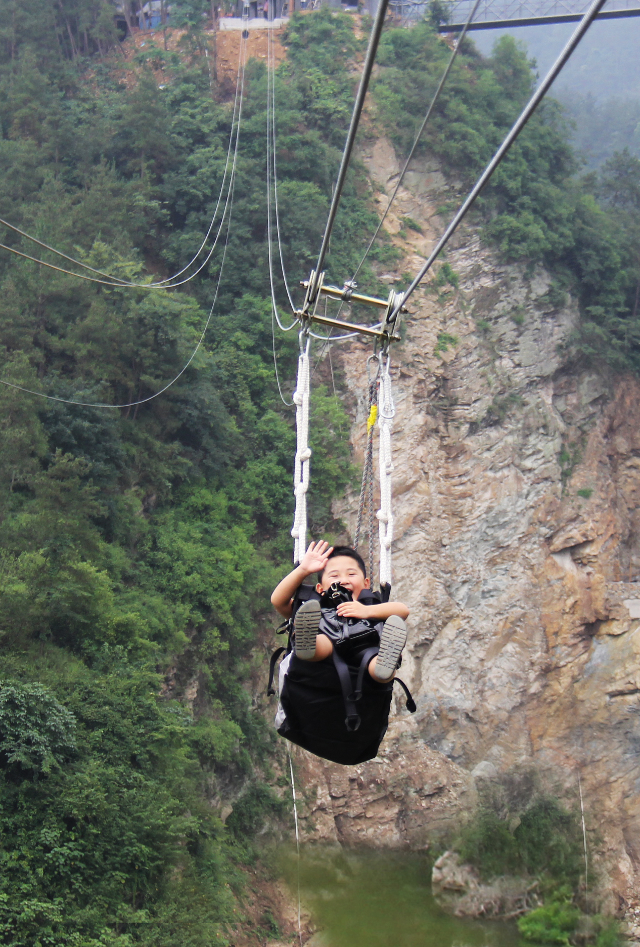 武当山快乐谷旅游区