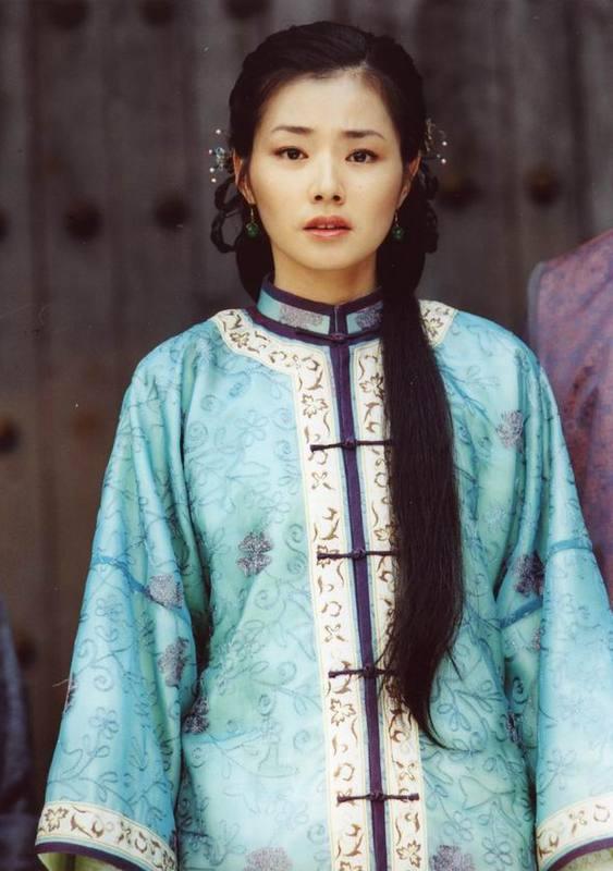  p>陈怡蓉,1979年3月13日出生于台湾省高雄市,中国台湾女演员,毕业于 