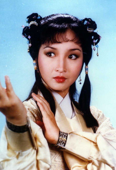 黄杏秀