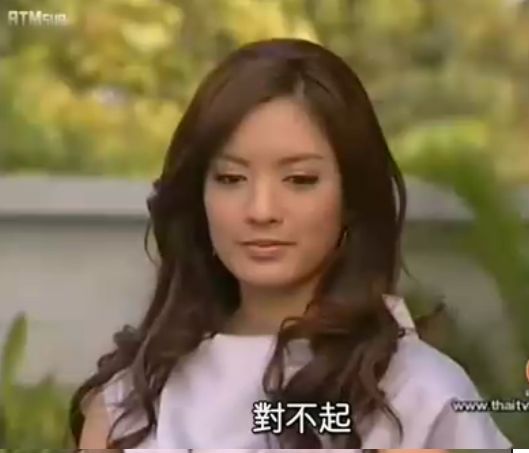  /p> p>17岁被选中当平面模特,2007年在《爱情花开》中首次担当女一号