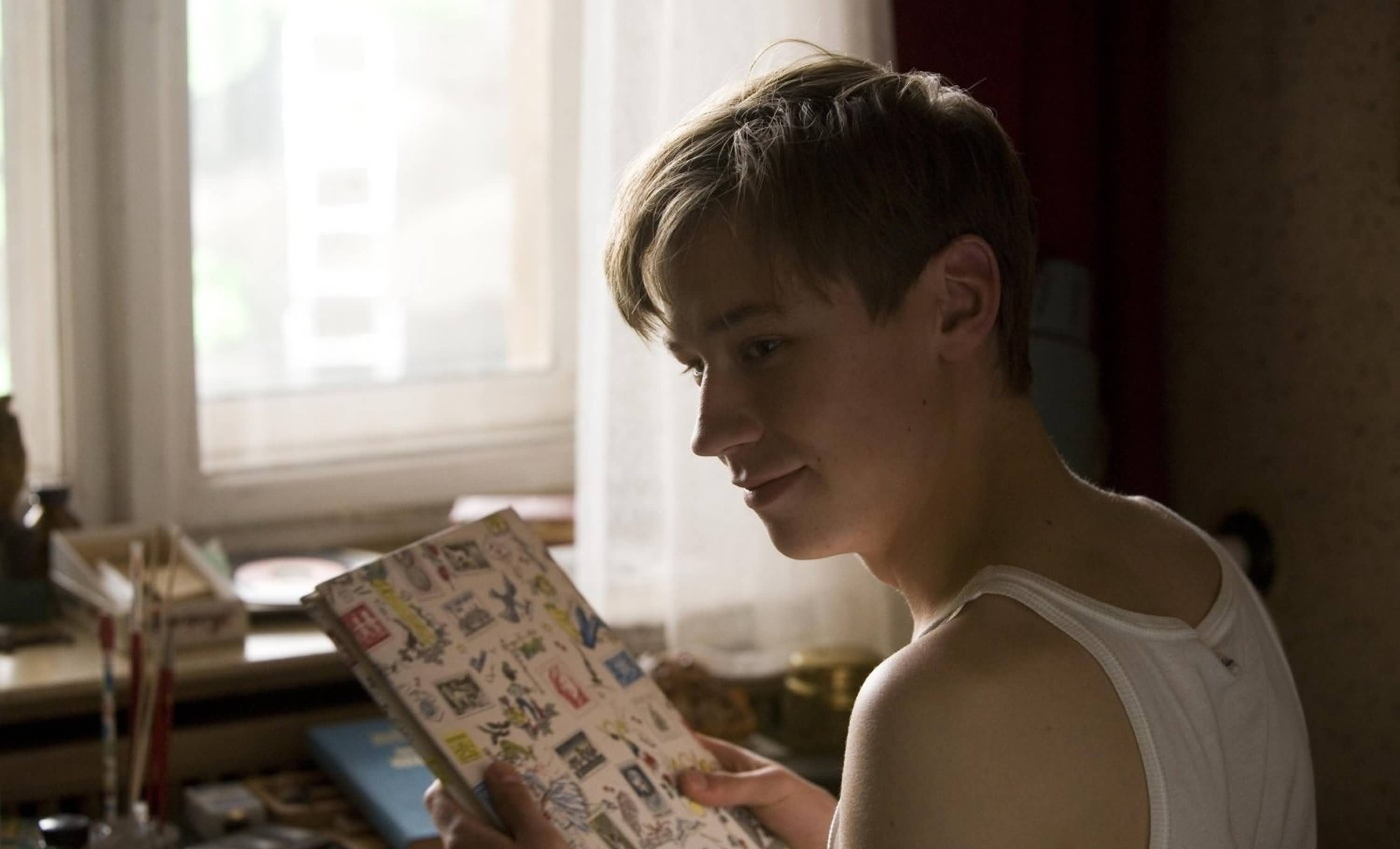  p>《朗读者》是由美国韦恩斯坦国际影业公司出品的剧情片,由 a href=