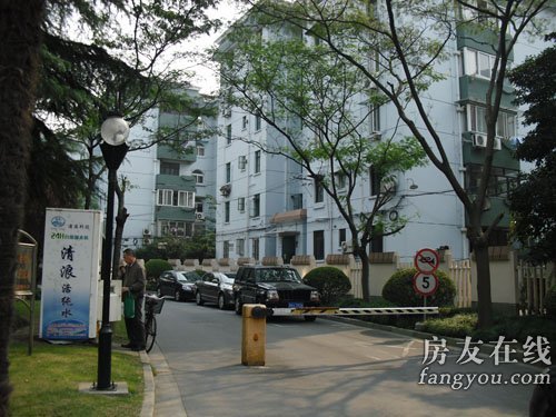  p data-id="gnhgcriu2u">仙霞别墅是位于安龙路上海市最早的商品房.