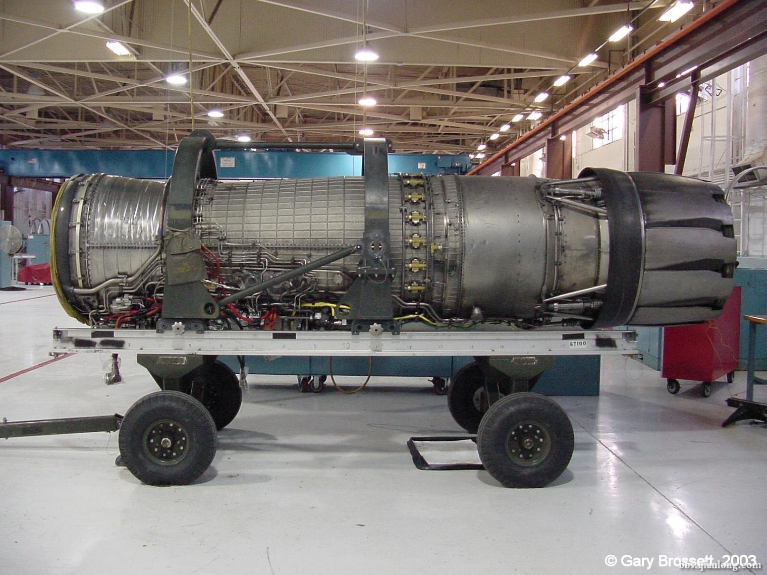 f110涡轮风扇发动机