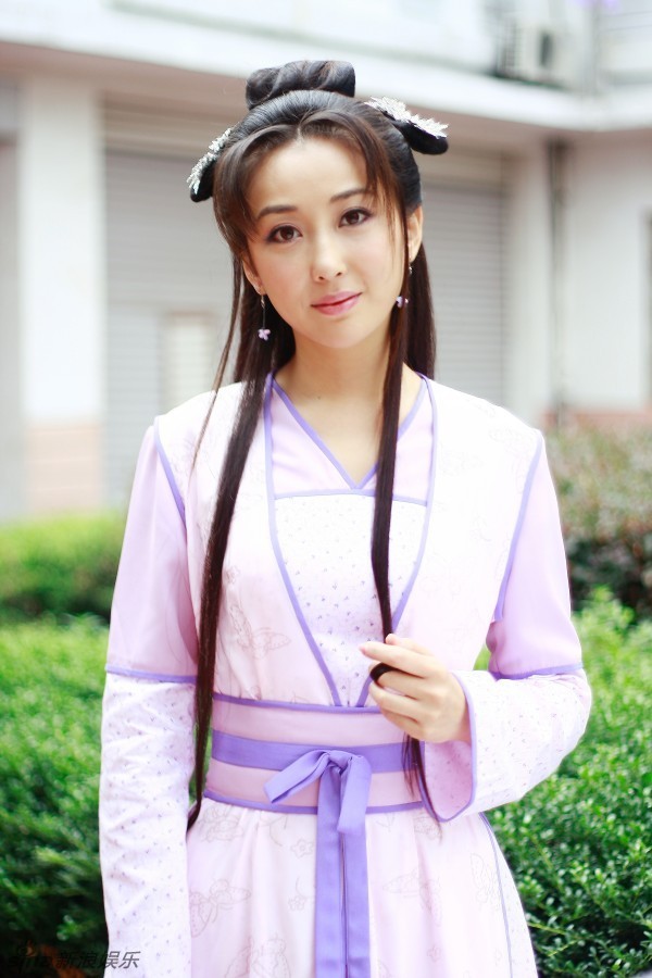 p>杜晓婷,现用名杜若溪,中国大陆女 a href="#">演员 /a>,毕业于 a
