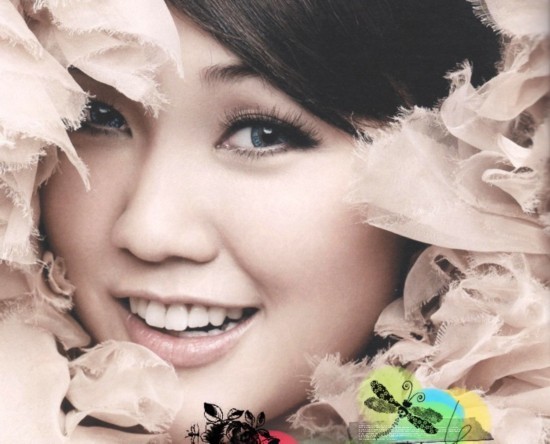 《钟无艳》是 a target="_blank" href="/item/谢安琪/3130282" data