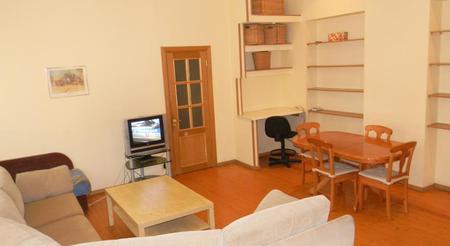 波尔什亚莫斯盖亚公寓酒店