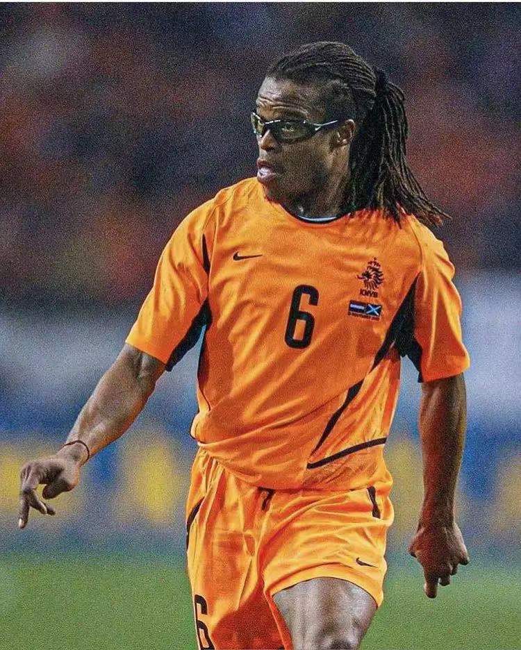  p>埃德加·戴维斯(edgar davids),全名埃德加·斯蒂文·戴维斯(edgar
