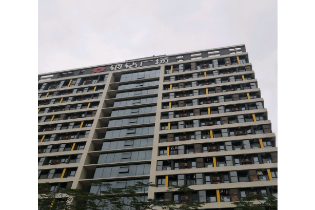 p>银钻广场位于佛山市顺德伦教,由 a target="_blank" href="/item