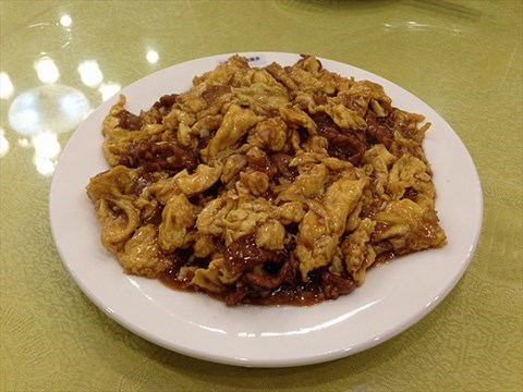  p>醋溜苜蓿是一道美味的 a href="#" data-lemmaid="10897939">菜肴 