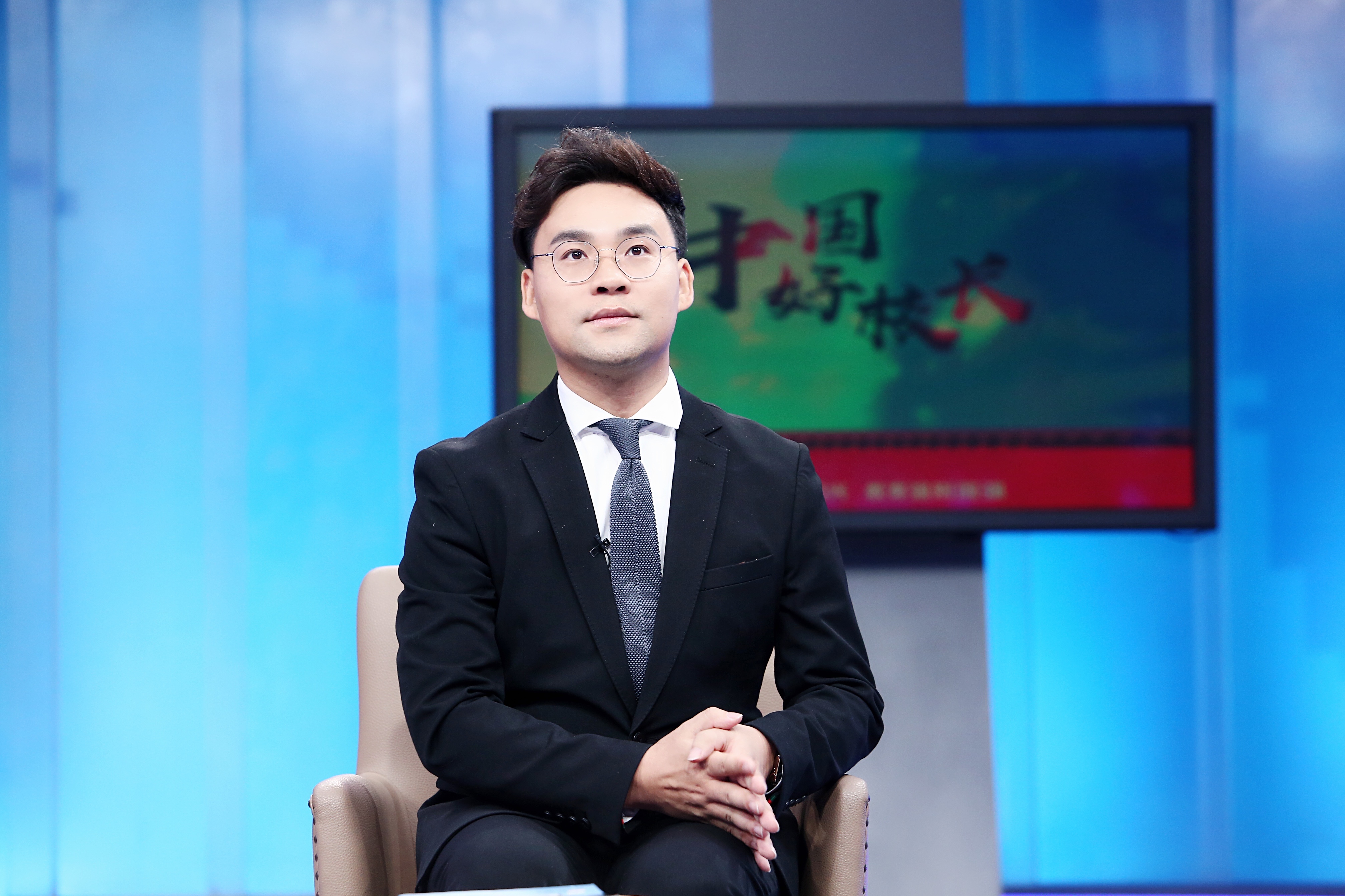 ="godwbcfl6f">张涛,1989年出生于河南省信阳息县,中国内地节目主持人