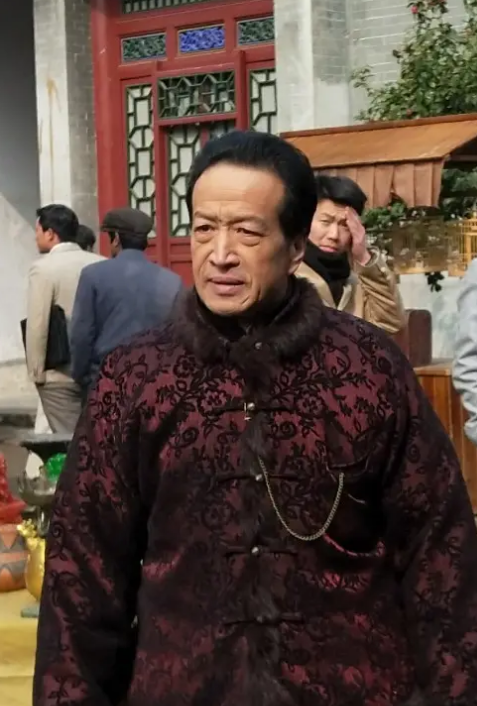 class="ref" data-ctrid="sv1cesy4nqyq">崔立明,中国男演员 /span> 