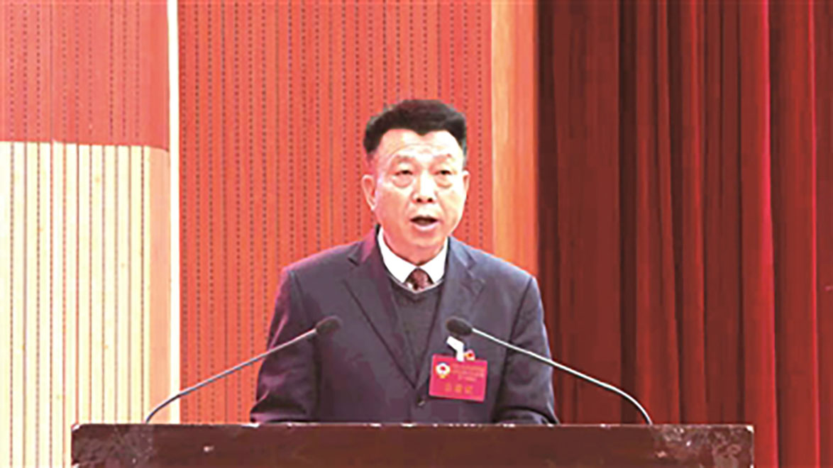  p>唐元德,现任云南省丽江市华坪县人大常委会主任. /p>