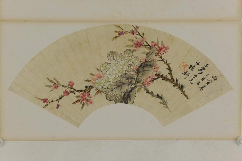 清陈舒春花图扇面