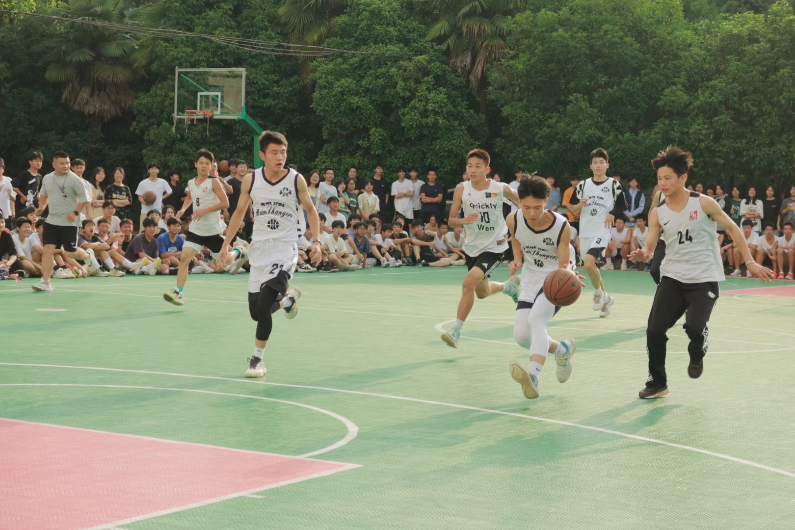 class="ref" data-ctrid="t90djyzcpuqc">江西省鹰潭市余江区桃李学校