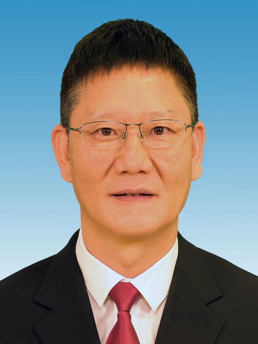  p data-id="gn32gv5be6">刘毓颂,男,福建永春人,1969年12月出生,中共