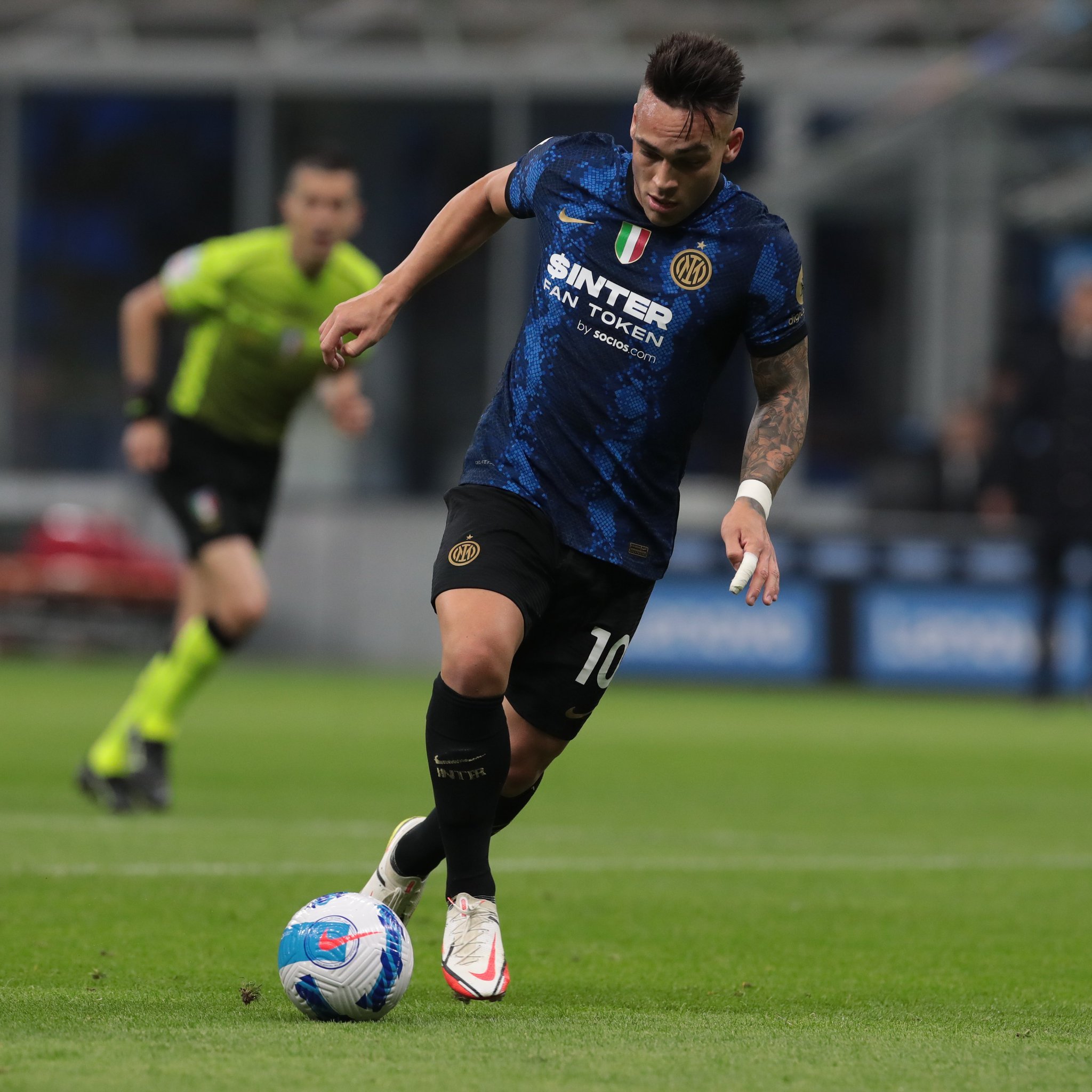 劳塔罗·马丁内斯