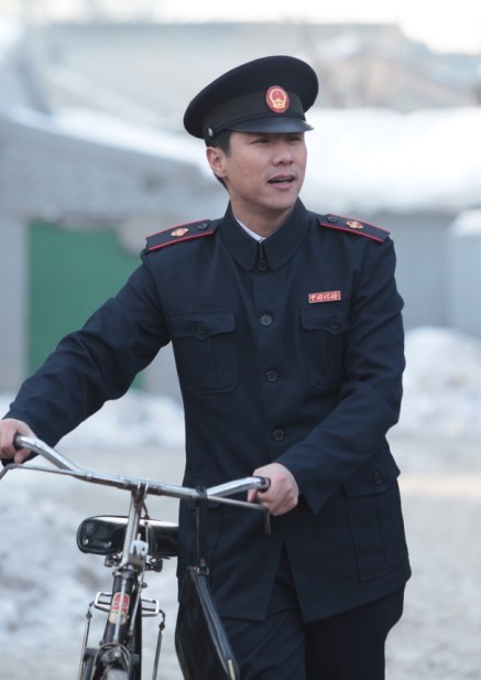  p data-id="gncq4442z5">李少飞,宁夏人,中国内地男演员,导演,曾执导