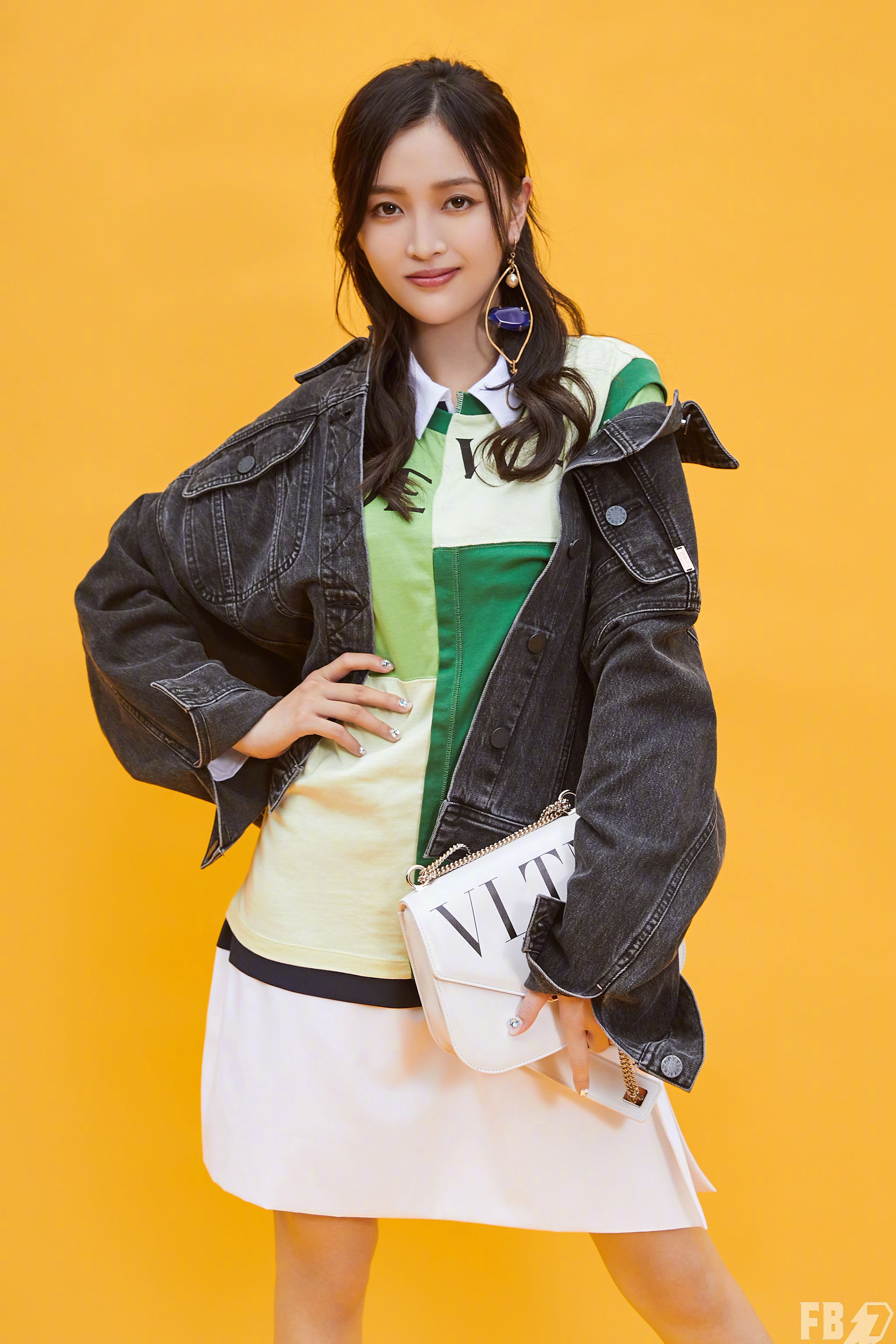  p>吴宣仪(         ,xuan yi),1995年1月26日出生于海南省海口市