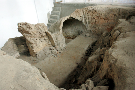 我国的十大考古发现是:山西吉县柿子滩旧石器时代遗址,青海民和喇家