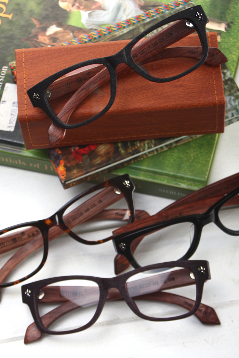 fujii's eyewear)是日本潮流眼镜品牌,源自日本大师佐川藤井