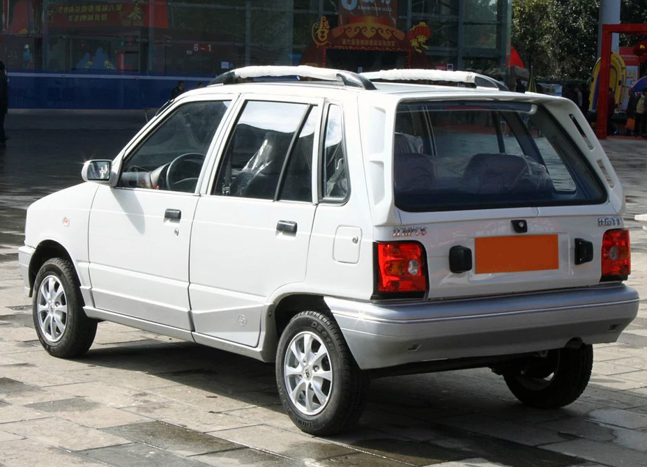 江南tt 2011款 0.8mt实用型是一款汽车,排量为0