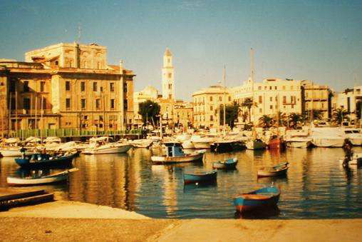  p data-id="gnaw010lcg">巴里,barrie,加拿大  a target="_blank"